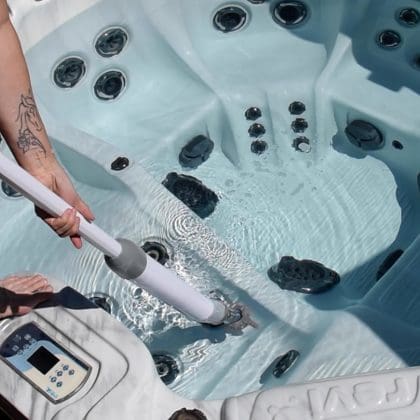 Aspirateur manuel pour spa et petite piscine